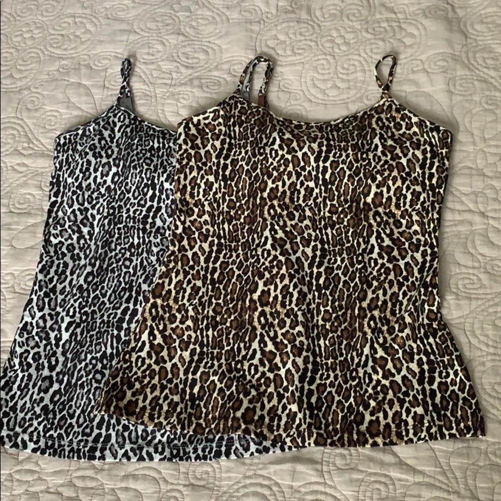 📌SOLD - New animal print cami.